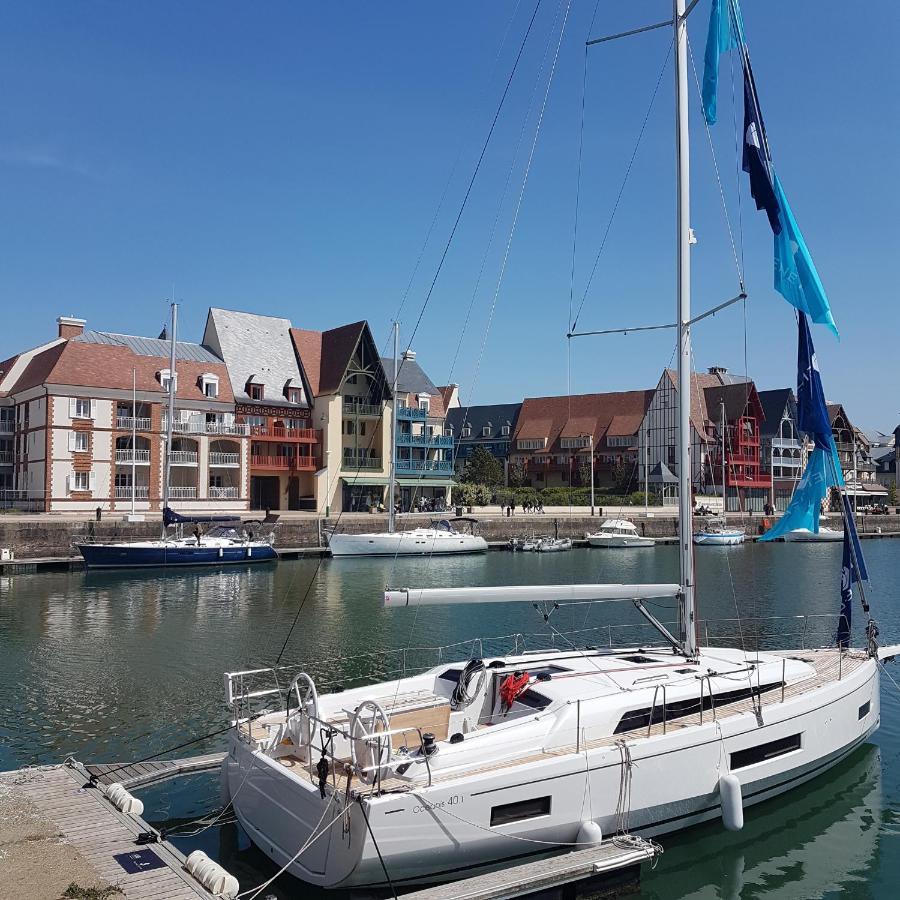Appartement Deauville Hyper Centre Екстериор снимка
