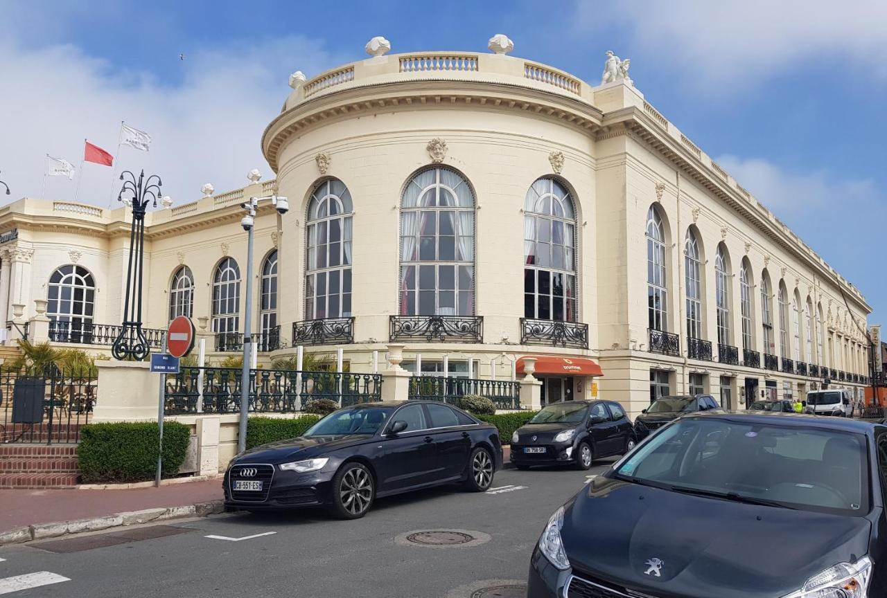Appartement Deauville Hyper Centre Екстериор снимка