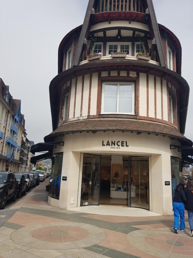 Appartement Deauville Hyper Centre Екстериор снимка