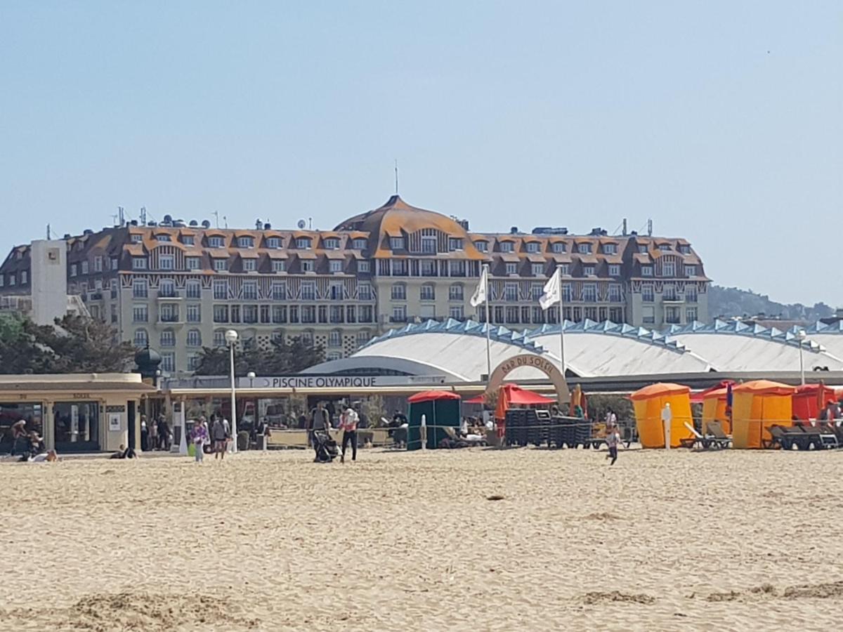 Appartement Deauville Hyper Centre Екстериор снимка